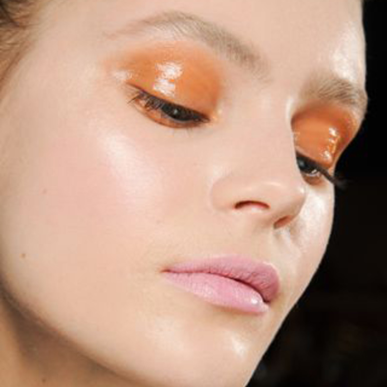 الحصول على هذه الإطلالة أسهل من توقعاتك.