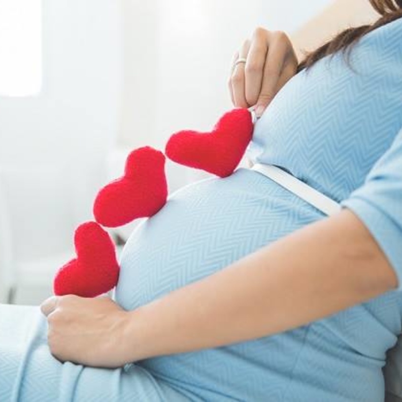 10 نصائح للسيدات الحوامل خلال رحلة الحمل