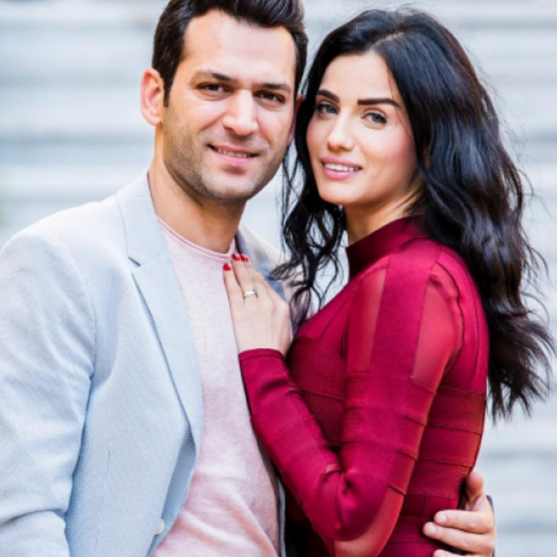 ايمان الباني ومراد يلدريم