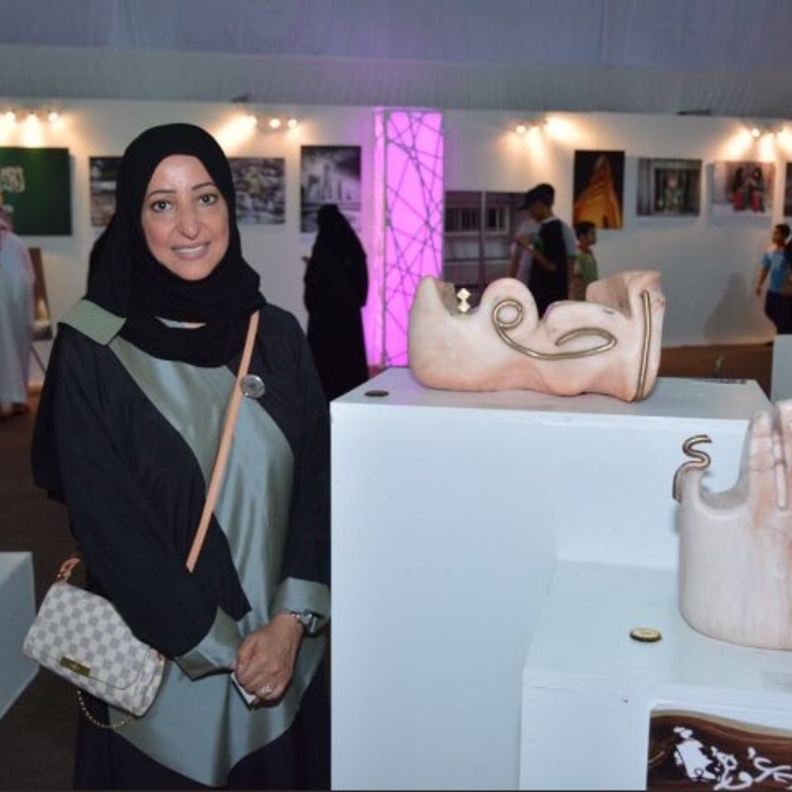 من أعمال الفنانة وفاء القنيبط