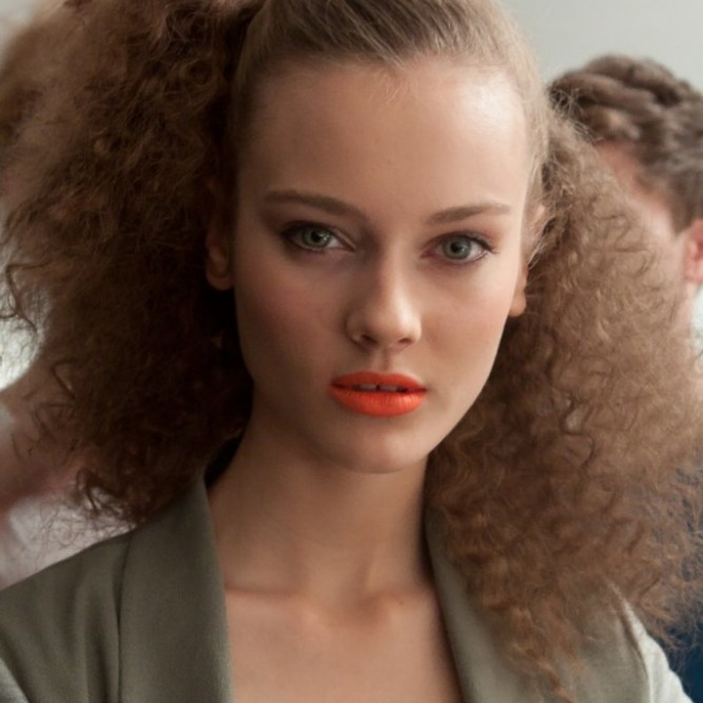 الشعر المنكوش رائع لهذا الموسم