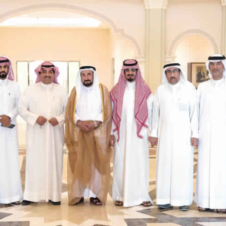 الشيخ الدكتور سلطان القاسمي يلتقي وفدا من الشعراء السعوديين