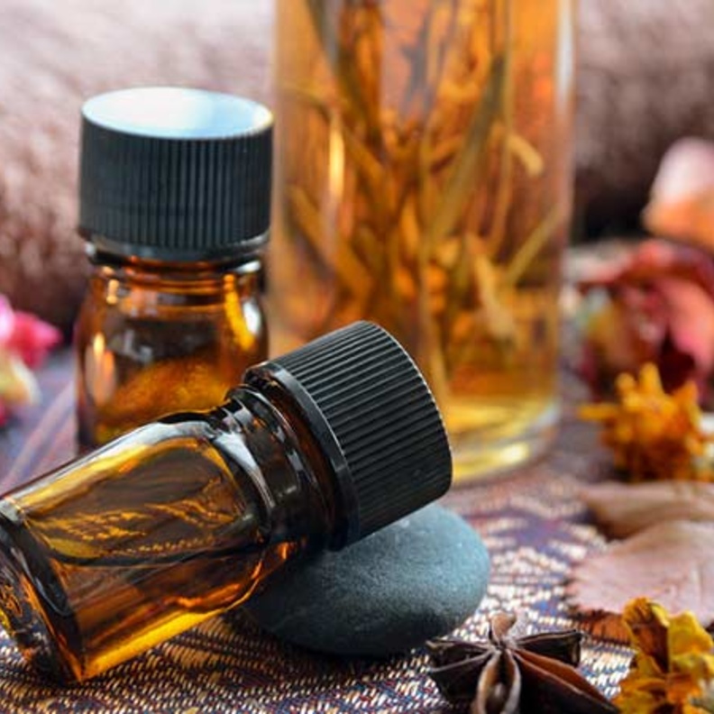  زيت الصندل مضاد للالتهابات