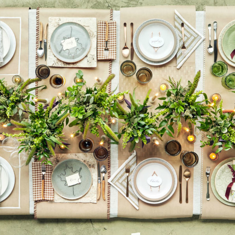 طرق تزيين طاولة الطعام للاحتفال باليوم الوطني السعودي