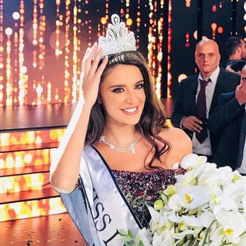 ملكة جمال لبنان 2017 بيرلا الحلو