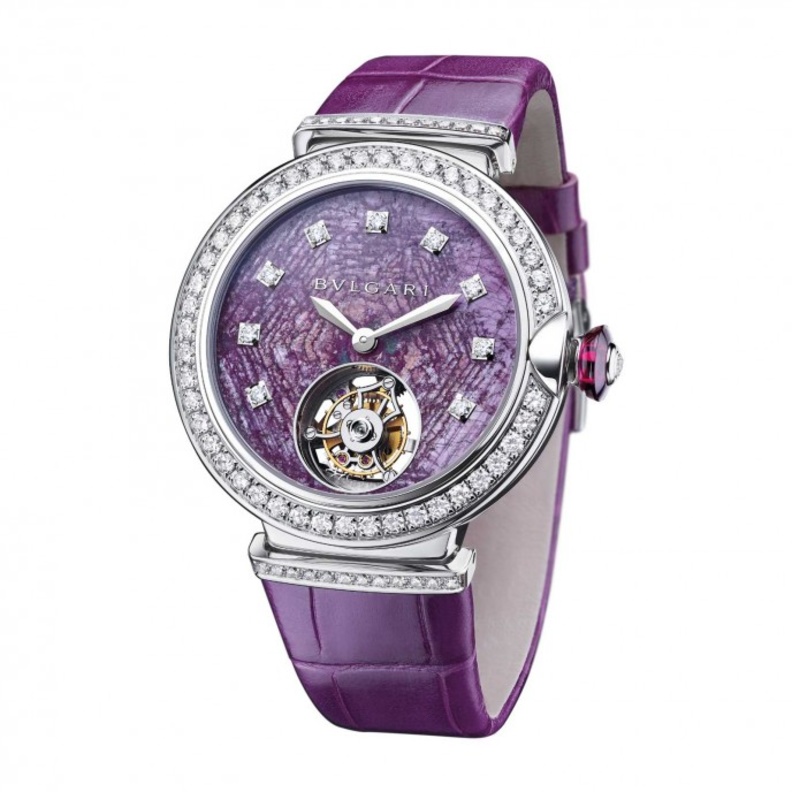 ساعة بولغري من الذهب الأبيض والماس وحزام الجلد