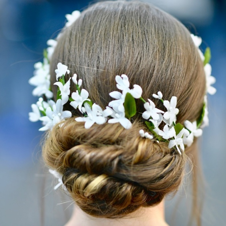 تسريحة الكعكة الحلزونية