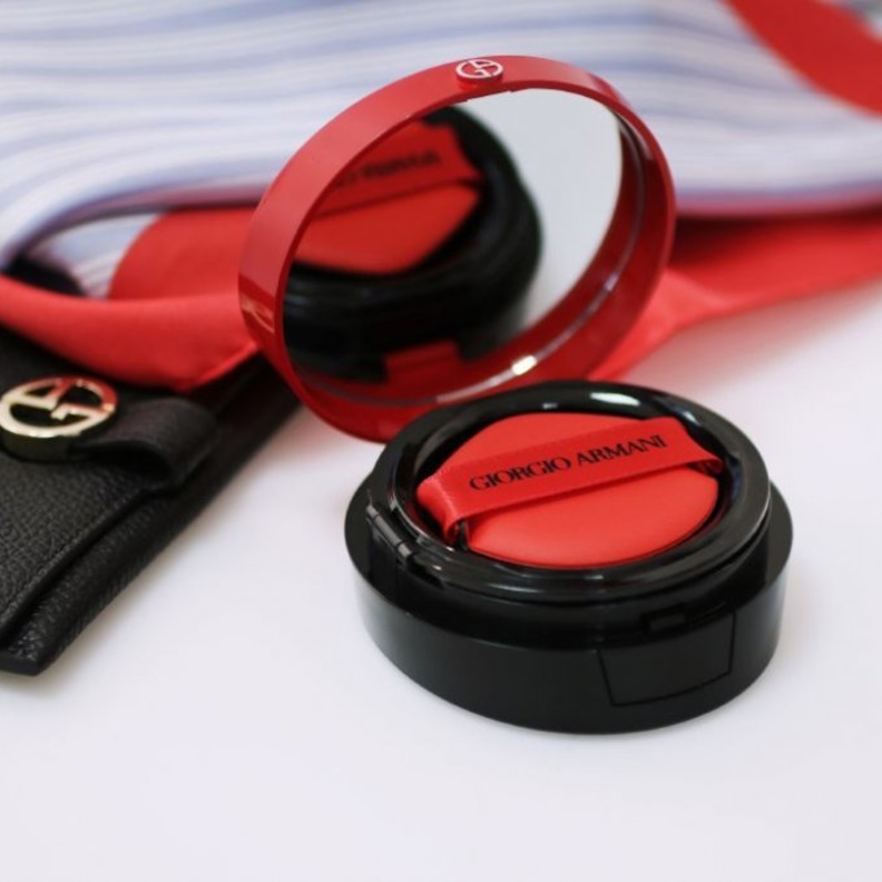 My Armani To Go The Cushion