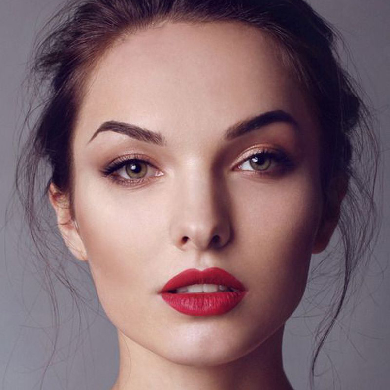 مكياج عيون بسيط