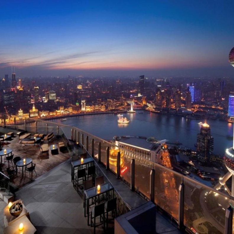 اطلالة ذا ريتز كارلتون شانغهاي