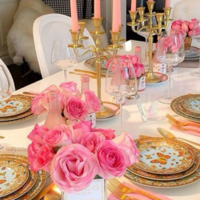 طريقة تنسيق طاولات طعام فاخرة