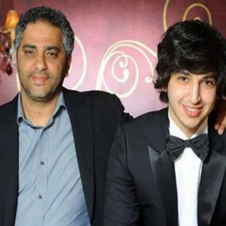 فضا شاكر وابنه محمد