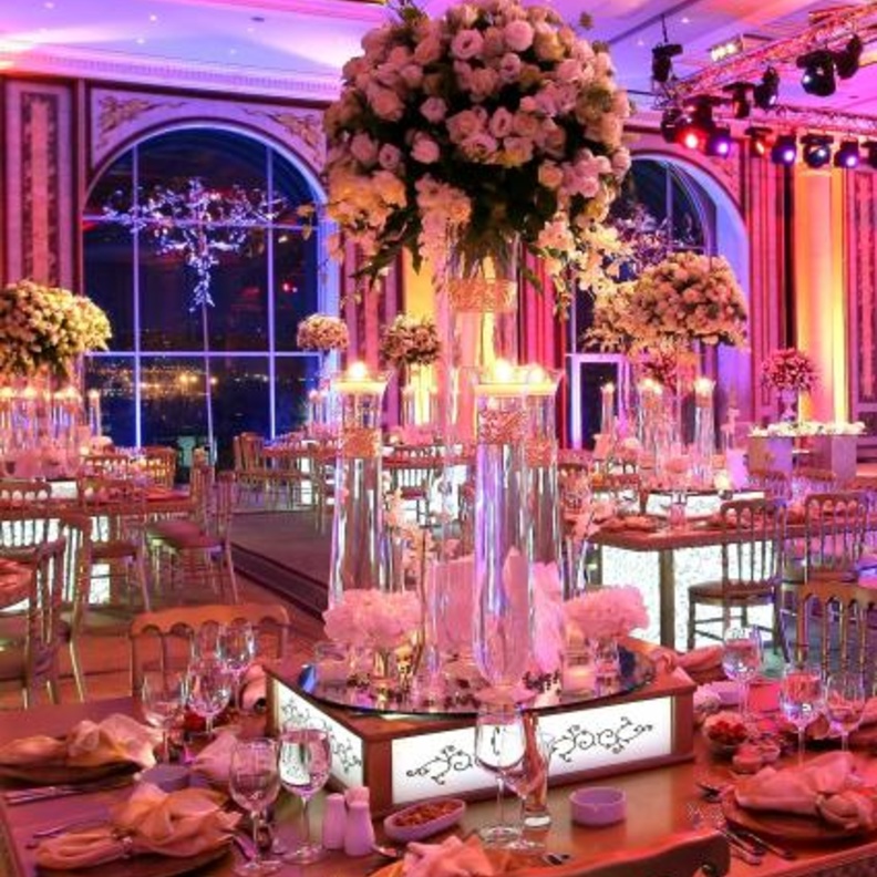 صور قاعات افراح فخمة للاعراس الملكية من تنظيم بول نصر