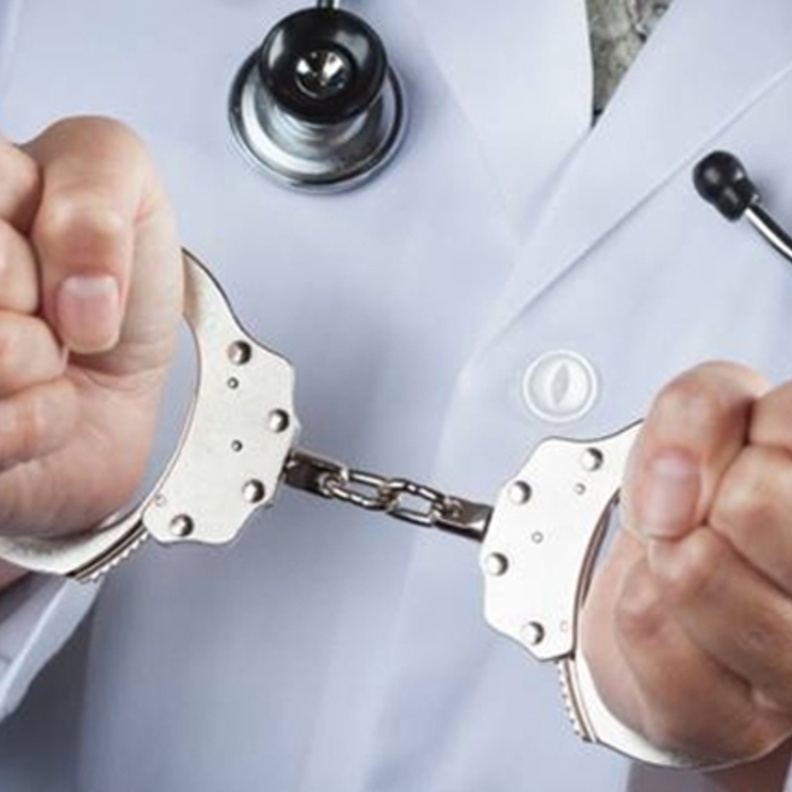 هناك عدة أسئلة لضمان تخفيف الضرر من الخطأ الطبي