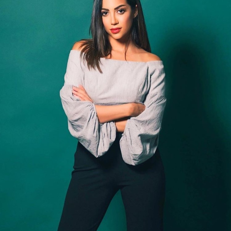 ريم الصانع اعتمدت على الجلد لاطلالاتها اليومية 