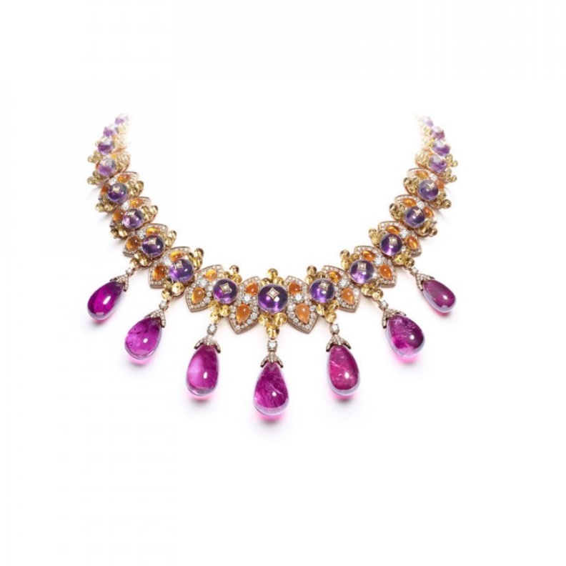 قلادة من نيراف مودي Nirav Modi