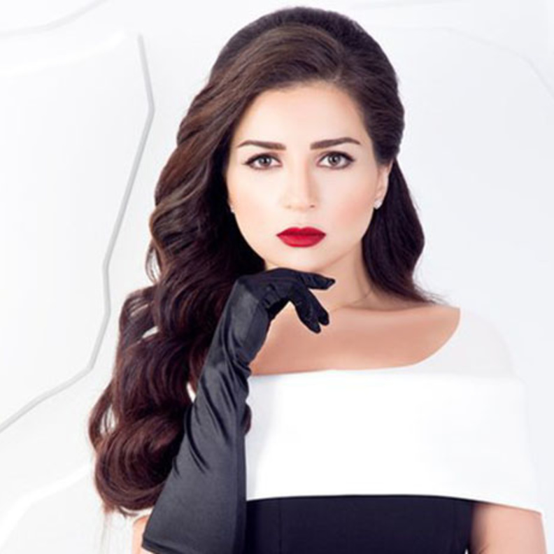 مي عز الدين