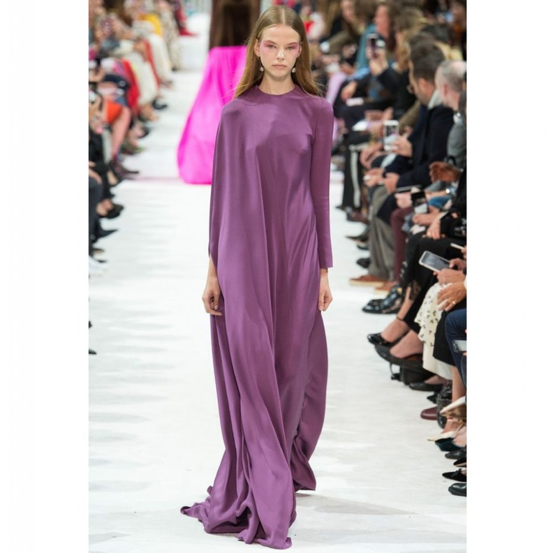 فستان سهرة ناعم 