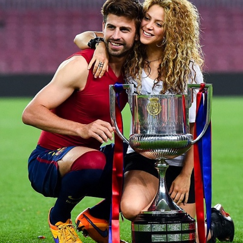 تقارير عن إنفصال شاكيرا وبيكيه