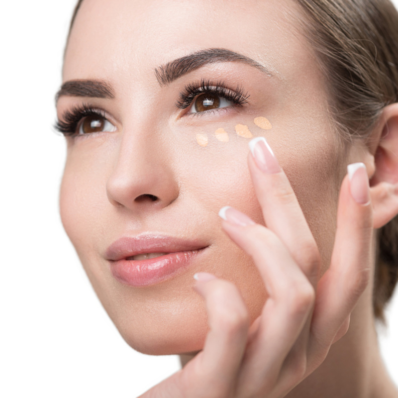 يستخدم الكونسيلر البرتقالي لاخفاء عيوب البشرة