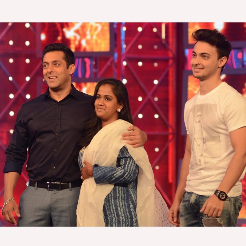 سلمان خان يخطط لإنتاج أفلام جديدة لزوج شقيقته