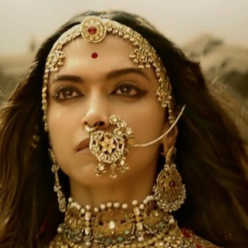 نجوم بوليوود يشيدون بإعلان فيلم Padmavati 