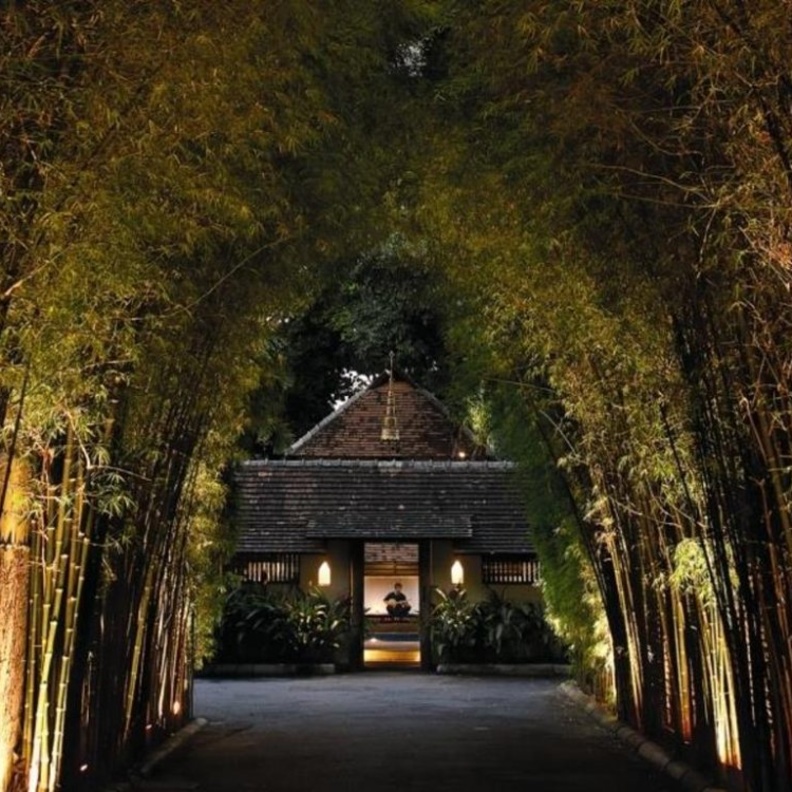 قرية منعزلة