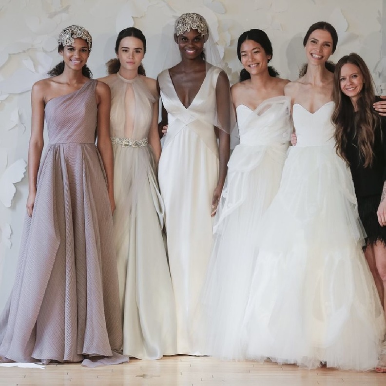 عرض كارول حنا في اسبوع الموضة العرائسي