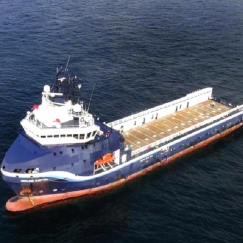 سفينة الشحن العملاقة أغلقت ميناء ديربان بسبب الرياح العاتية