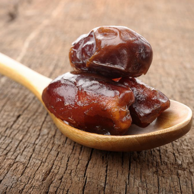 التمر يحتوي على نسبة عالية من العناصر الغذائية المفيدة