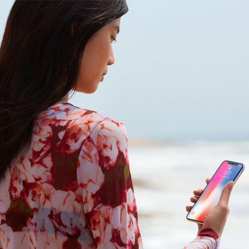 ميزة التعرف على الوجه ستحل محل نظام التحقق ببصمة الأصبع على هواتف آيفون