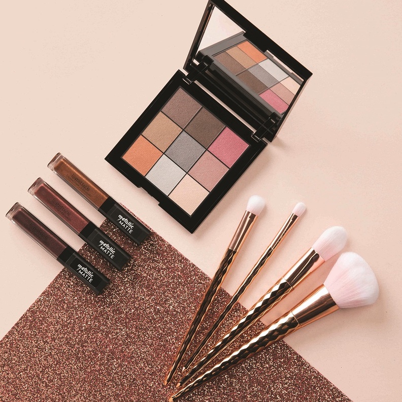 مجموعة Metallic Matte من Wow by Wojooh