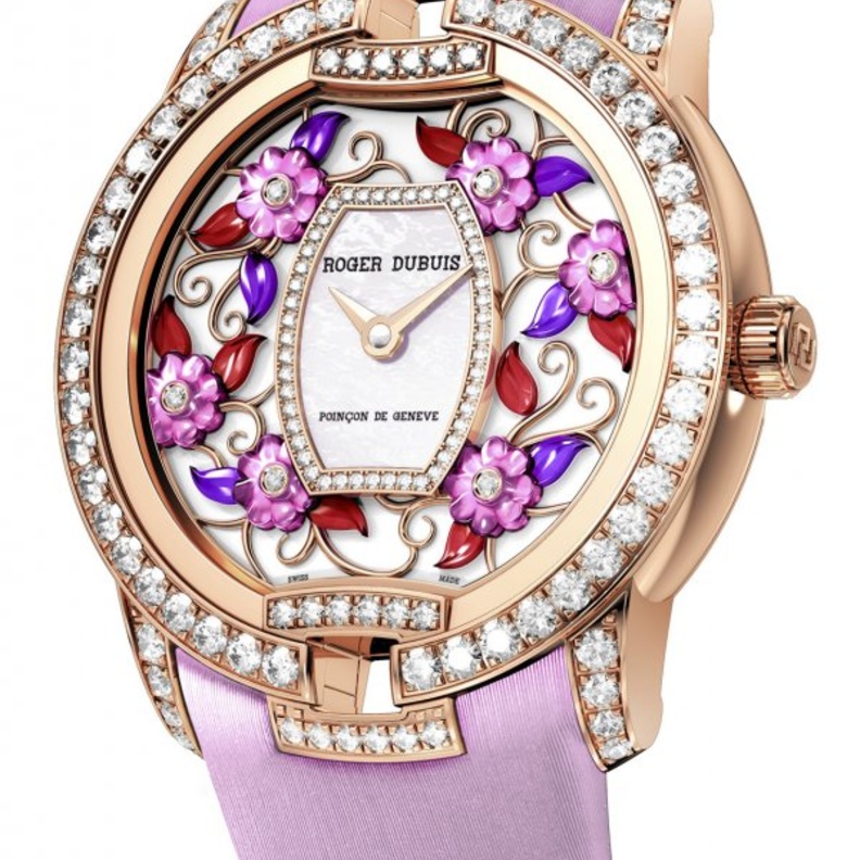 ساعة روجيه دوبوي 