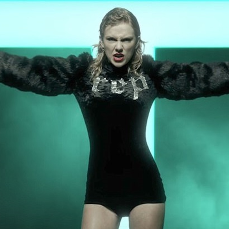 تايلور سويفت