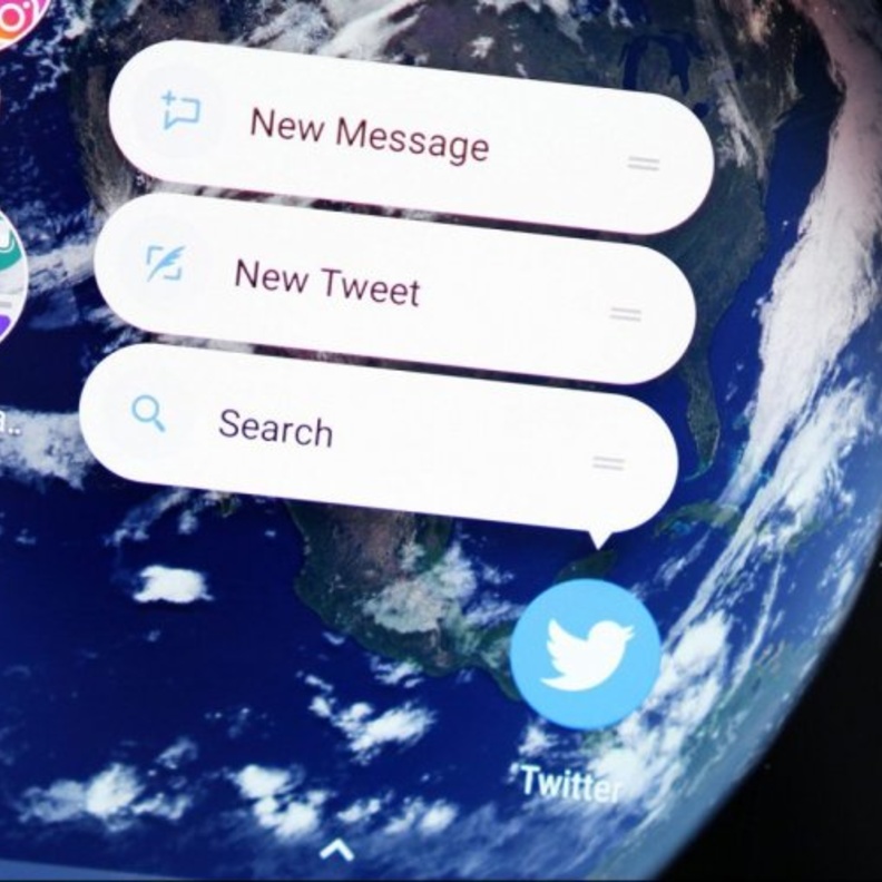 خيار حفط التغريدة في تويتر يظهر في قسم جديد داخل التطبيق يحمل العلامات Bookmarks