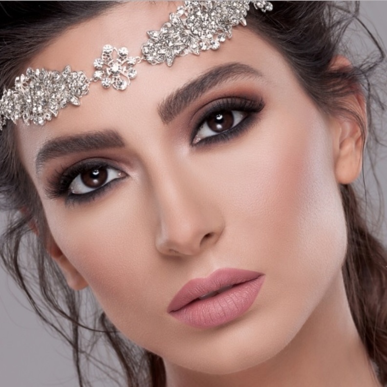 مكياج ناعم وملكي من فادي قطايا