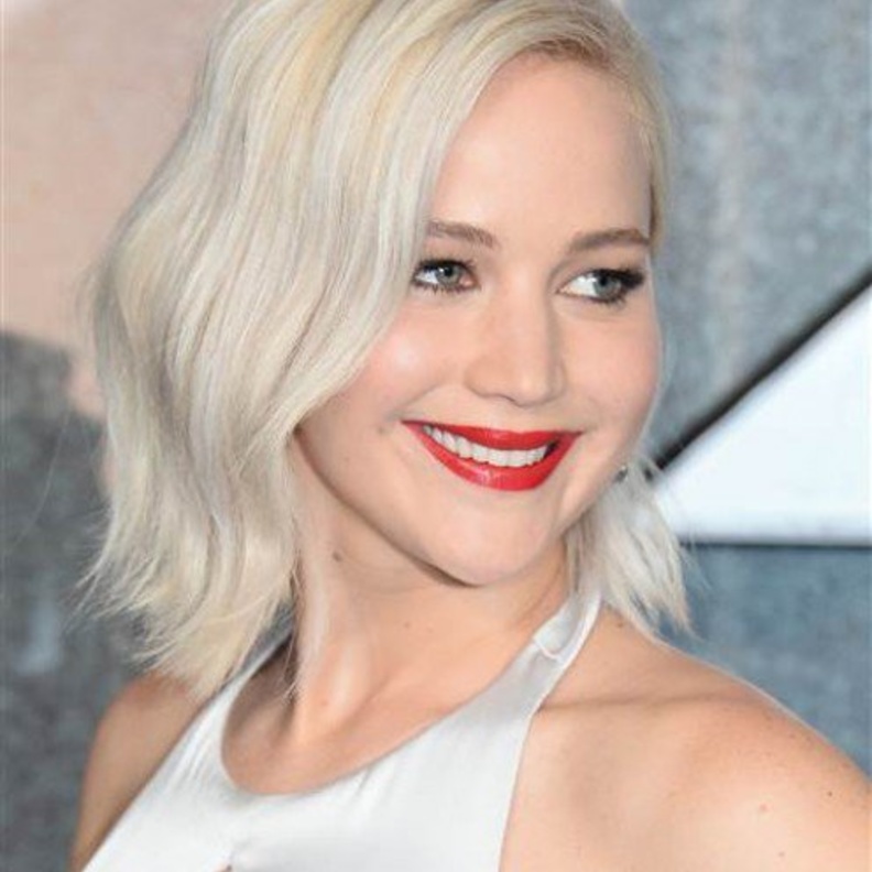 درجة الأشقر الأقرب إلى الكستنائي.