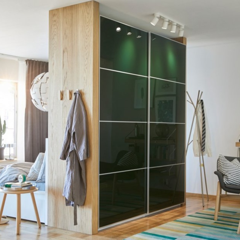 تصميم عصري و مميز لخزانة غرفة النوم الزنيقة