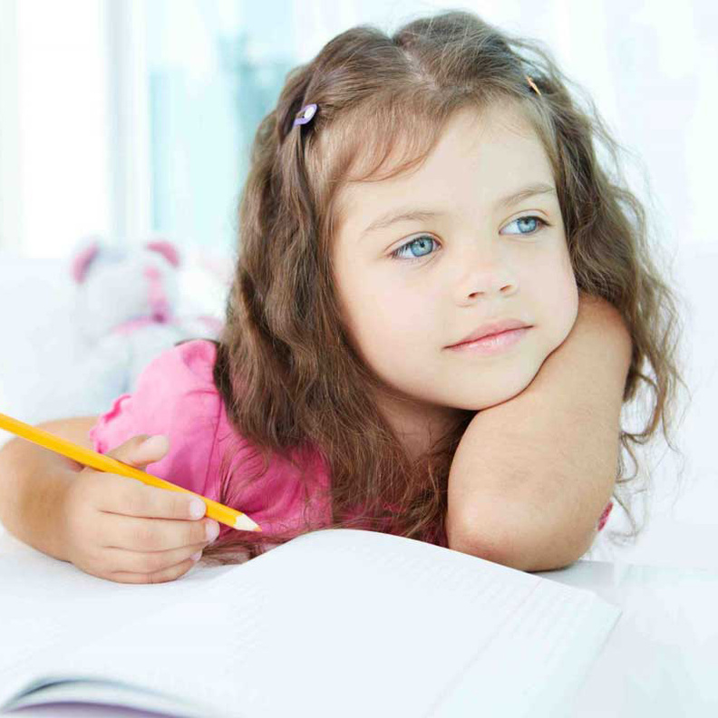  كيف تتعاملين مع الطفل الحساس