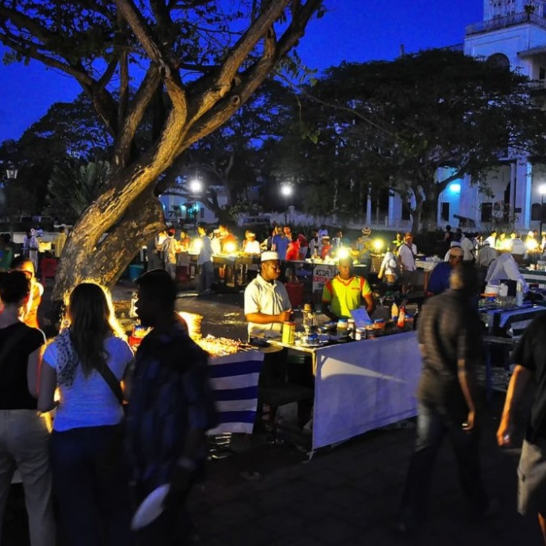 من بحيرة مانيارا