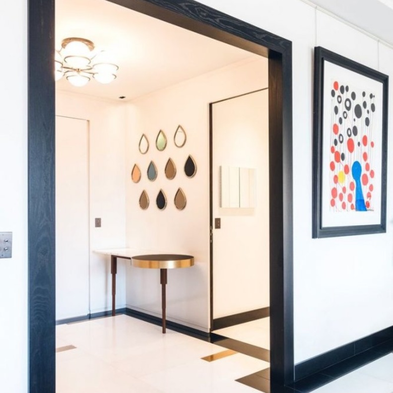 اللون الأزرق الباستيل في ديكور مدخل المنزل