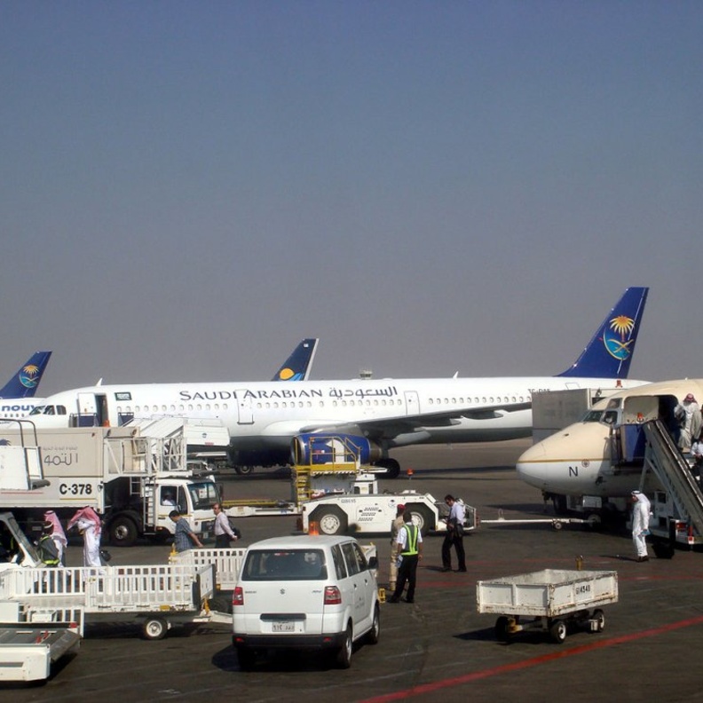  مطار الأمير محمد بن عبدالعزيز الدولي