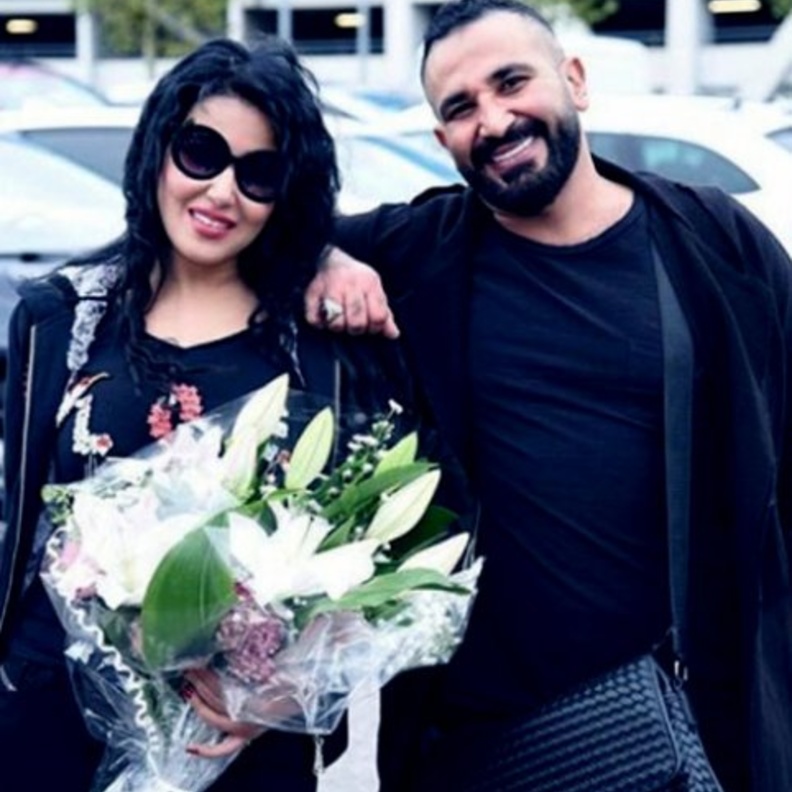 سمية الخشاب واحمد سعد يستعدان للسفر الى اميركا