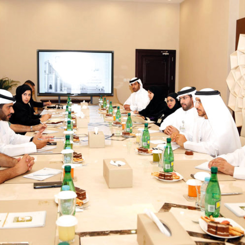 تحذير من بلدية الشارقة لا لتكسية الألومنيوم في واجهات المباني