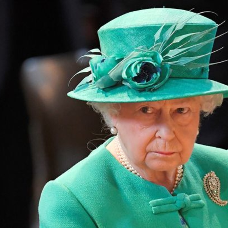 ملكة بريطانيا تمتلك أحد أفرع ماكدونالدز