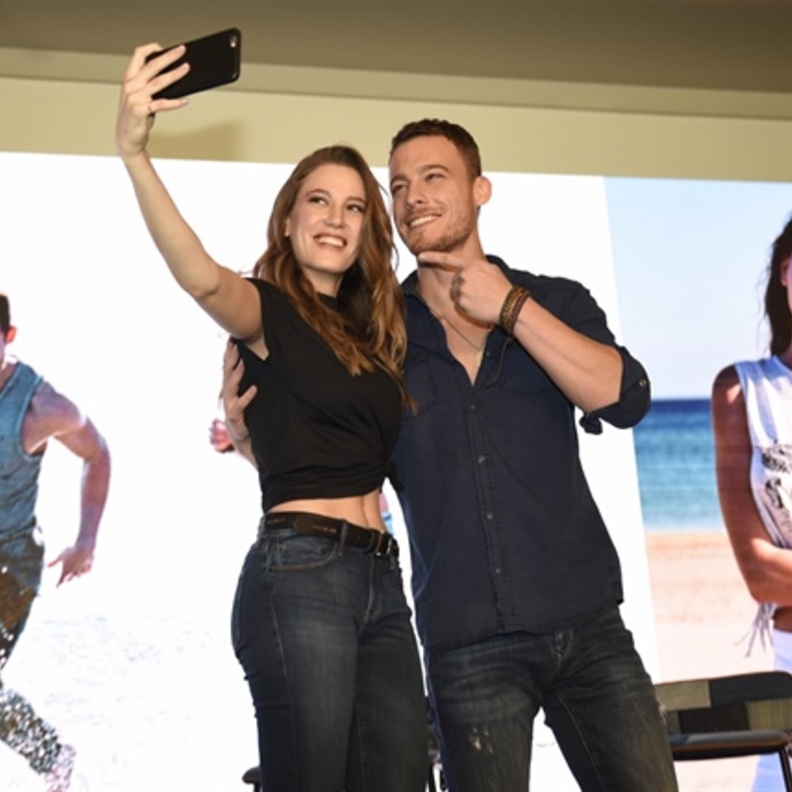 سيريناي ساريكايا وكرم بورسين