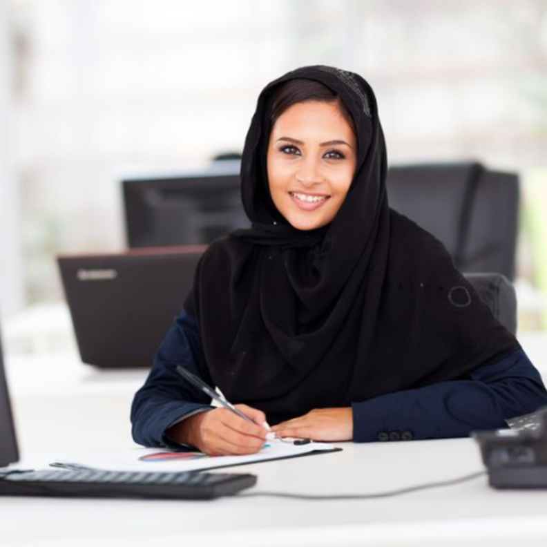 سعودة وظائف المذيعات في كافة قنوات هيئة الإذاعة و التلفزيون 