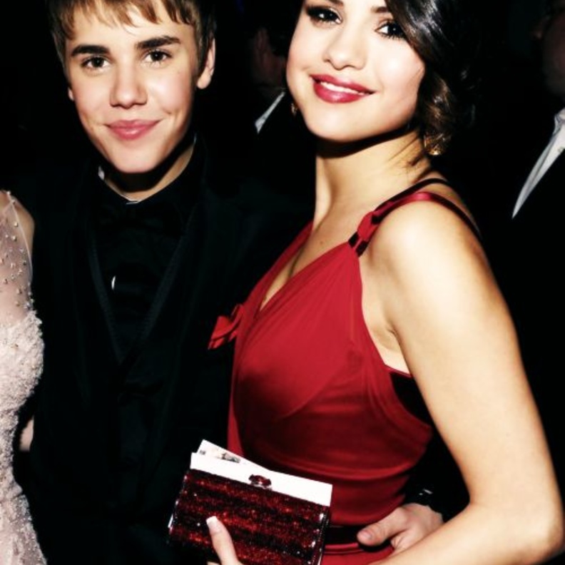 جاستن بيبر وسيلينا جوميز