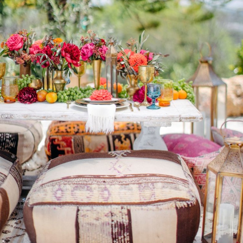 غرفة جلوس جذابة بجلسات عربية مودرن