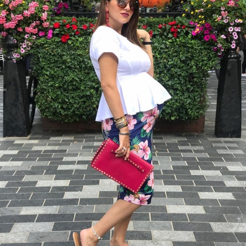 فستان أنيق من اختيار ياسمين